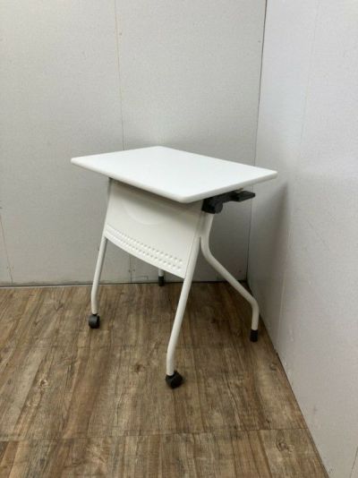 ホウトク650サイドスタックテーブル 商品画像1