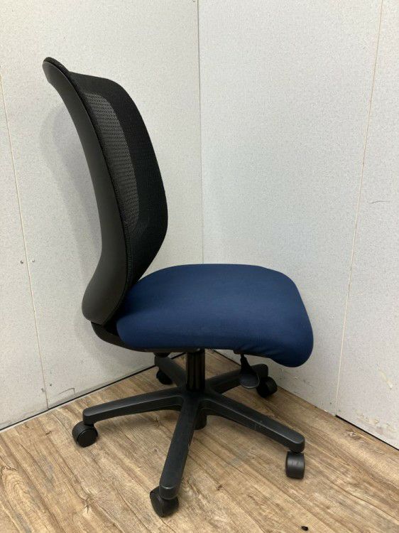 イトーキcolt（コルト）シリーズ コルトチェア 商品画像4