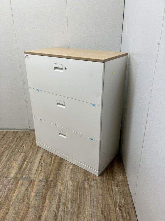 イトーキeSキャビネット(エスキャビネット)シリーズ 天板付3段ラテラル書庫 商品画像2