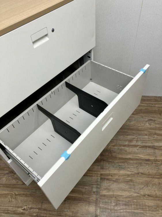 イトーキeSキャビネット(エスキャビネット)シリーズ 天板付3段ラテラル書庫 商品画像4