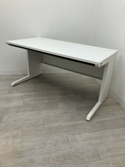 イトーキCZRシリーズ 1400平デスク 商品画像1