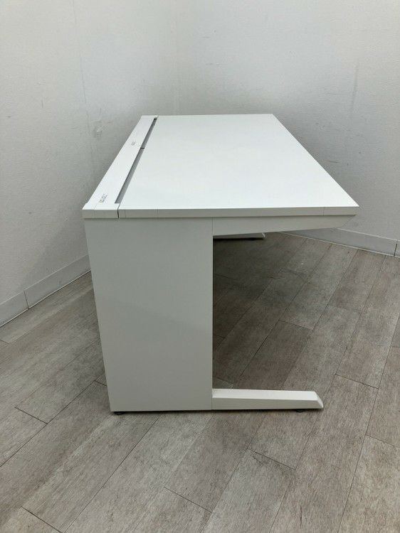 イトーキCZRシリーズ 1400平デスク 商品画像3