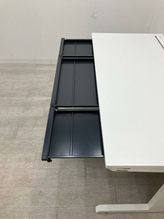 イトーキCZRシリーズ 1400平デスク 商品画像8