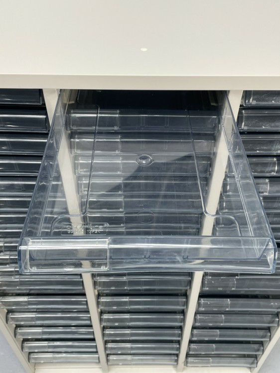 オカムラSAシリーズ クリアトレーキャビネット 商品画像7