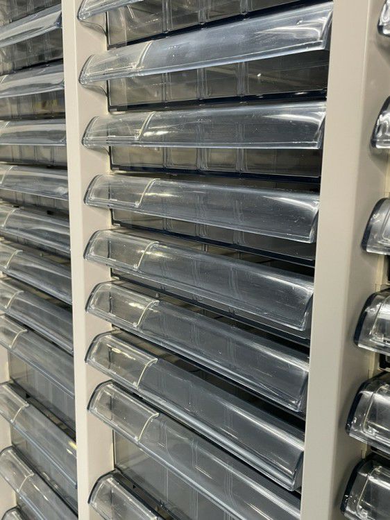 オカムラSAシリーズ クリアトレーキャビネット 商品画像8