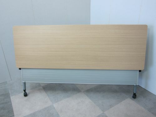 イトーキHXシリーズ 1800サイドスタックテーブル 商品画像1