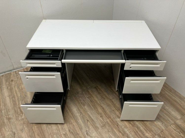 オカムラADVANCE（アドバンス）シリーズ 1400両袖デスク 商品画像4