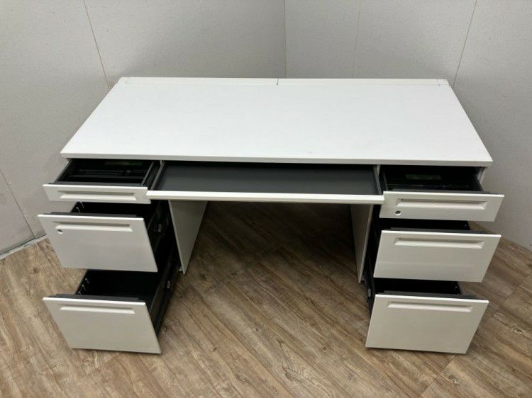 オカムラADVANCE（アドバンス）シリーズ 1600両袖デスク 商品画像4