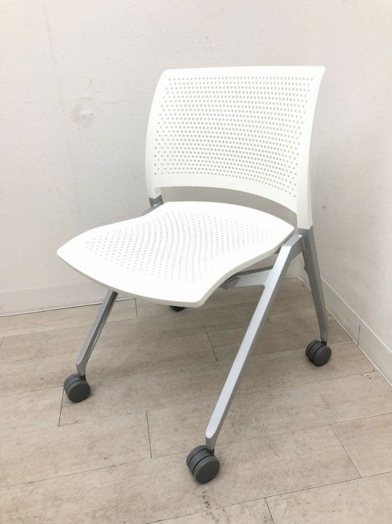 オカムラ ネスティングチェア 931SRF004| 無限堂ネットショップ