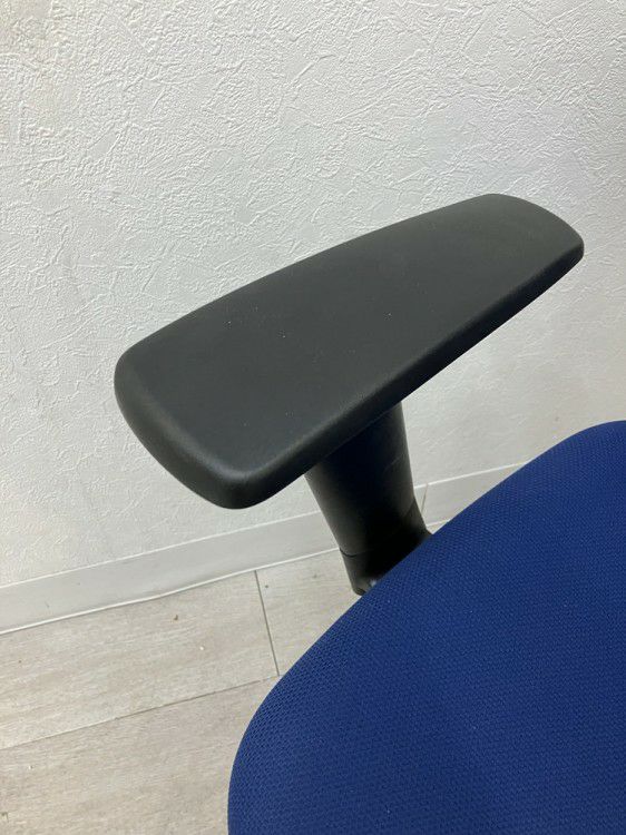 プラスプリセアシリーズ 可動肘付プリセアチェア 商品画像9