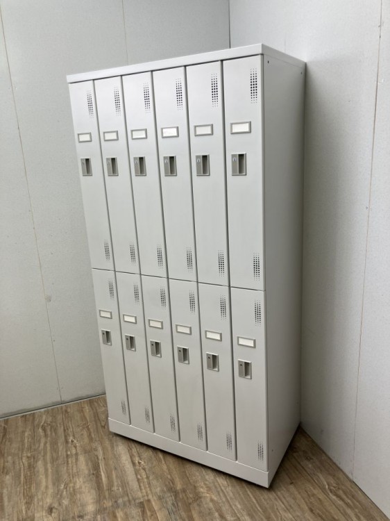 豊国工業12人用ロッカー 商品画像2