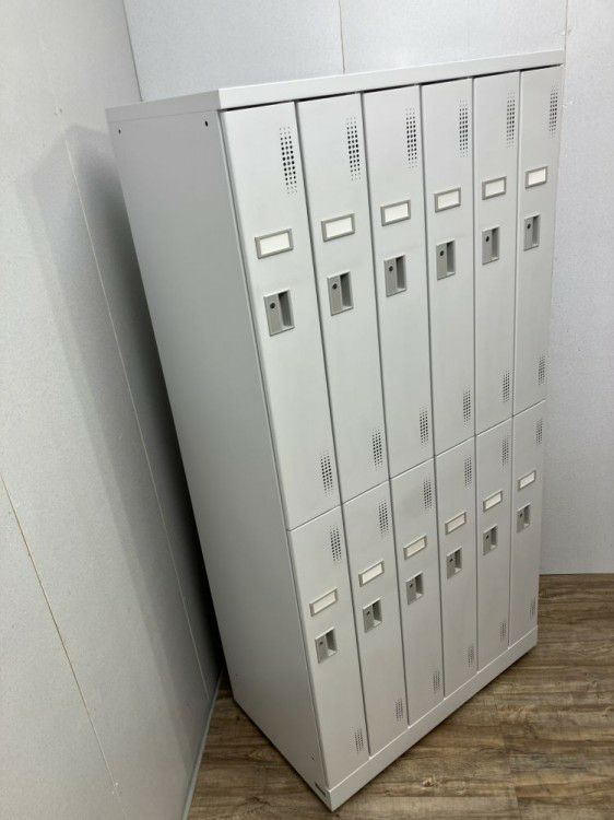 豊国工業12人用ロッカー 商品画像3