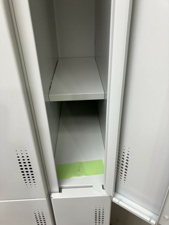 豊国工業12人用ロッカー 商品画像5