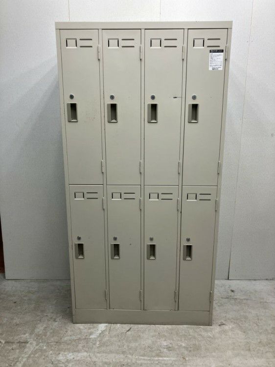 コクヨ8人用ロッカー 商品画像1