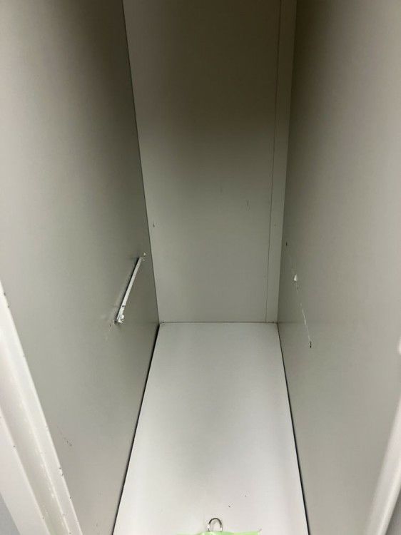 コクヨ8人用ロッカー 商品画像3