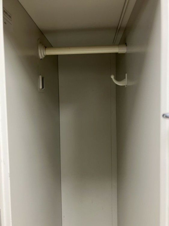 コクヨ8人用ロッカー 商品画像4