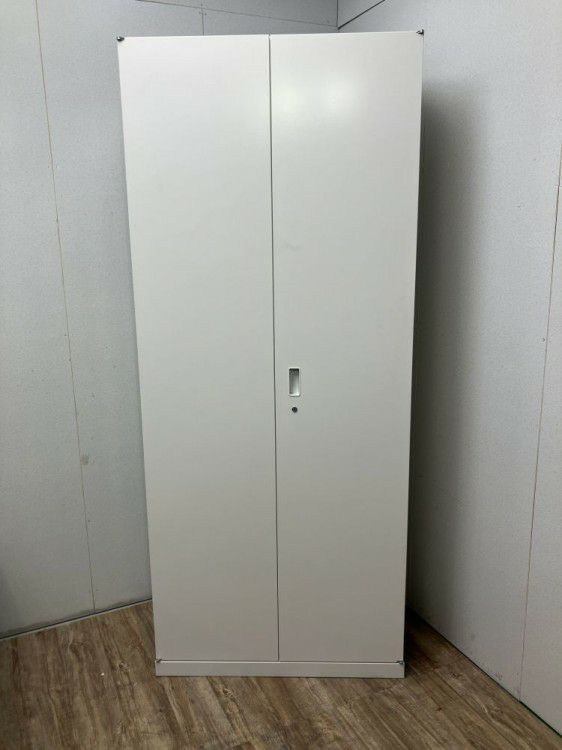 イトーキシンラインシリーズ 壁面両開き書庫 商品画像1