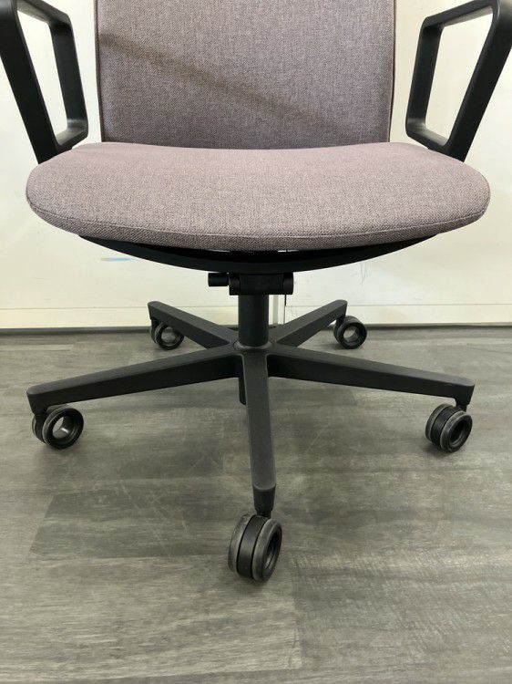 コクヨファブレ(FABRE) シリーズ 固定肘付ファブレチェア 商品画像12