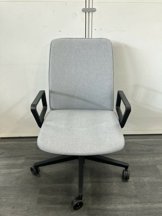 コクヨファブレ(FABRE) シリーズ 固定肘付ファブレチェア 商品画像2