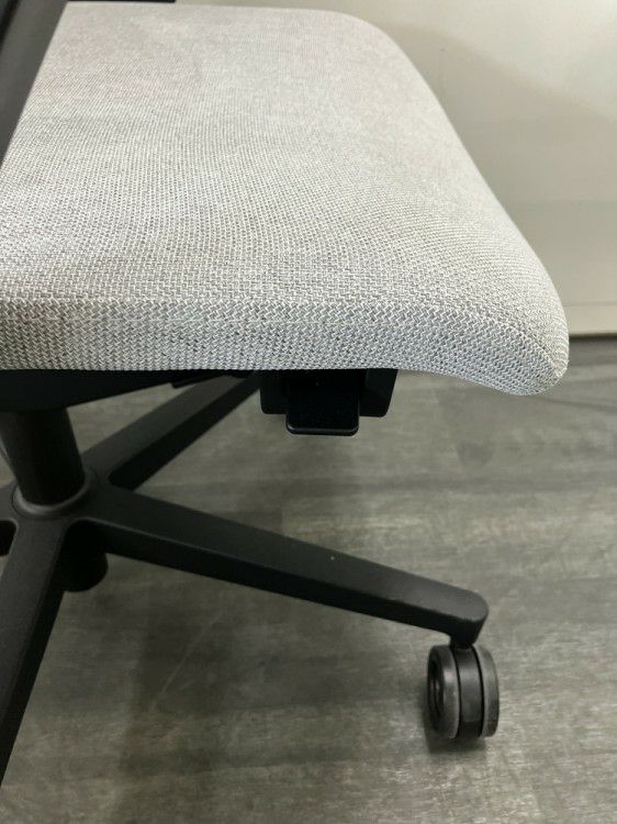 コクヨファブレ(FABRE) シリーズ 固定肘付ファブレチェア 商品画像6