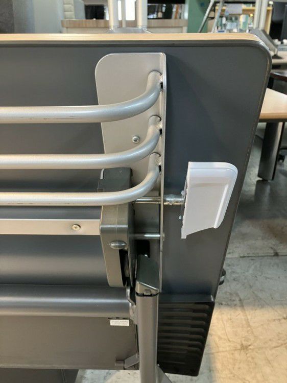 コクヨKTシリーズ 1800サイドスタックテーブル 商品画像10