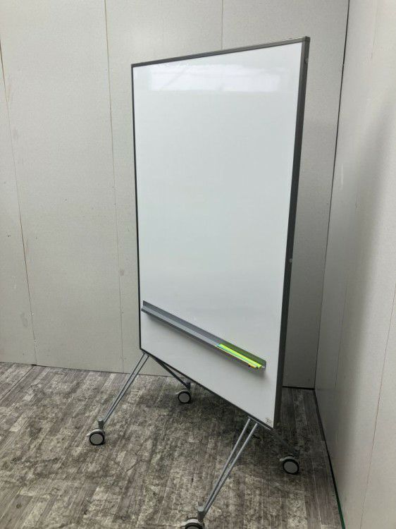 ライオン縦型脚付両面ホワイトボード 商品画像2
