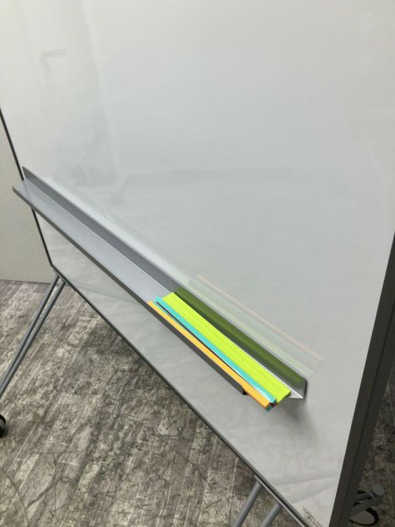 ライオン縦型脚付両面ホワイトボード 商品画像3