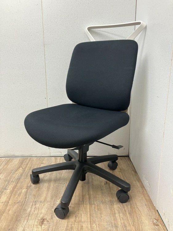 イトーキtorteR(トルテR)チェア トルテRチェア 商品画像1