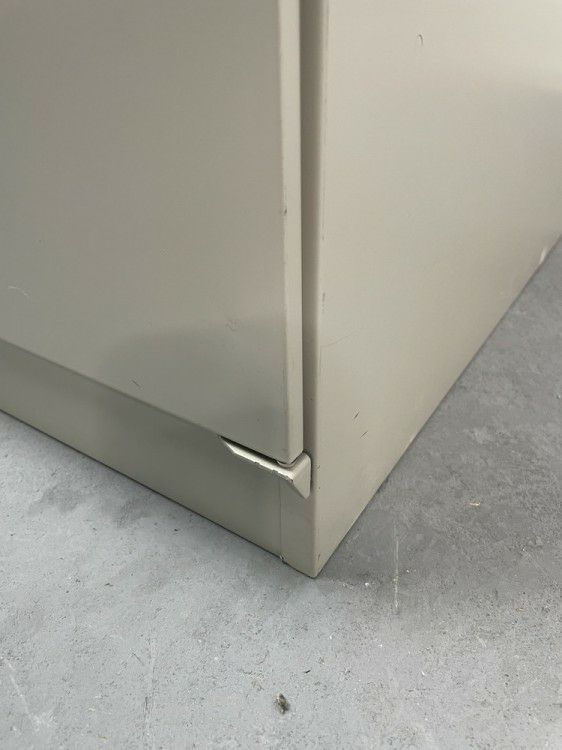 オカムラKZ-シリーズ 9人用ロッカー 商品画像5