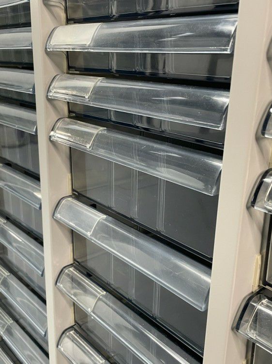 オカムラSAシリーズ クリアトレーキャビネット 商品画像8