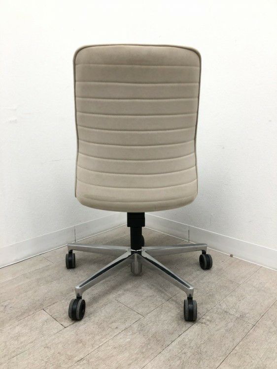 コクヨファブレ(FABRE) シリーズ ファブレチェア 商品画像4