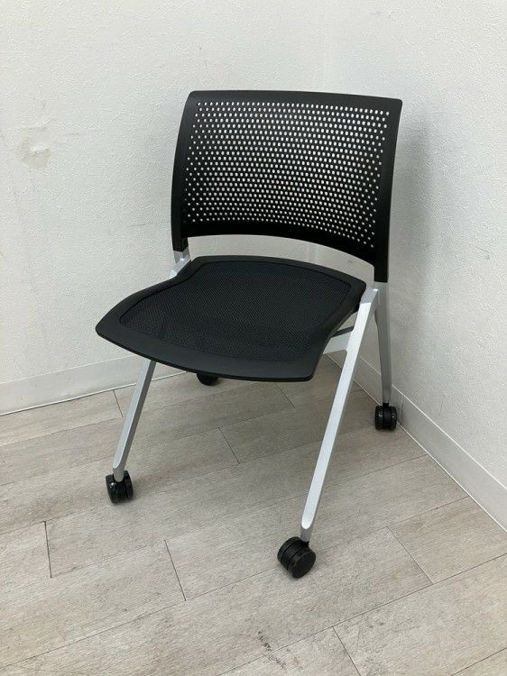 コクヨスプラインシリーズ ネスティングチェア4脚セット 商品画像4