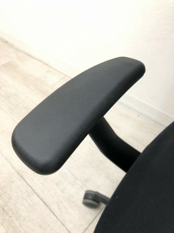 コクヨing(イング)チェア 固定肘付イングチェア 商品画像11