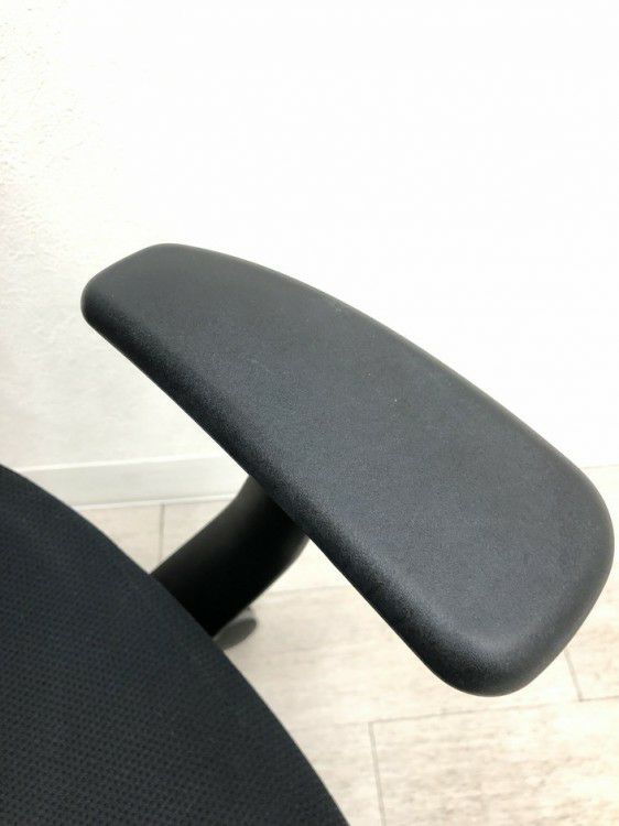 コクヨing(イング)チェア 固定肘付イングチェア 商品画像12