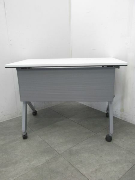 オカムラFieri Act(フィエリーアクト)シリーズ 1000サイドスタックテーブル 商品画像1