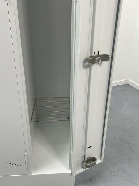 コクヨLKシリーズ　（コクヨ） 4人用ロッカー 商品画像9