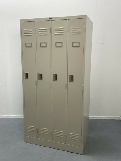 4人用ロッカー 商品画像1