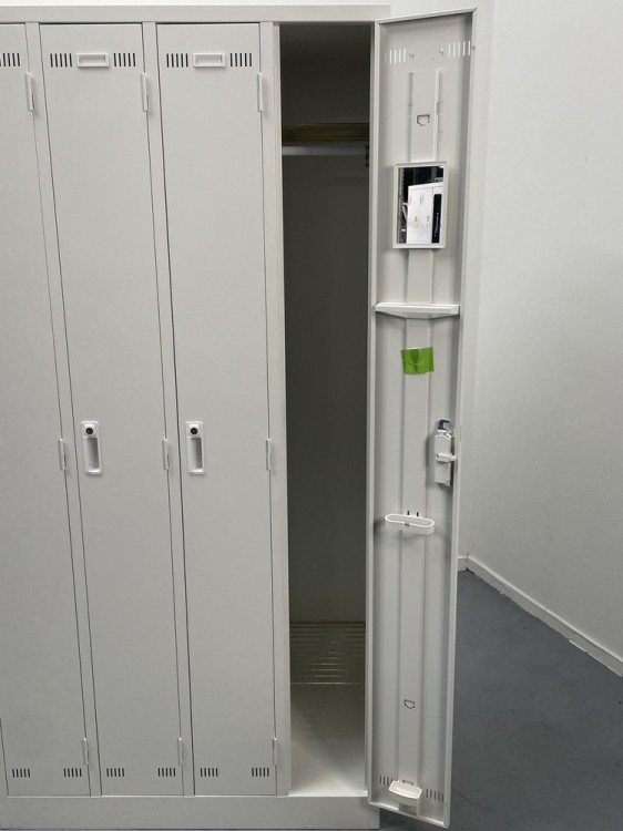 ライオン4人用ロッカー 商品画像7