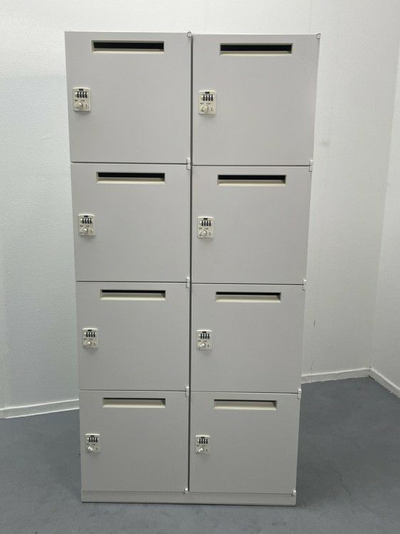 ウチダ（内田洋行）8人用パーソナルロッカー 商品画像2