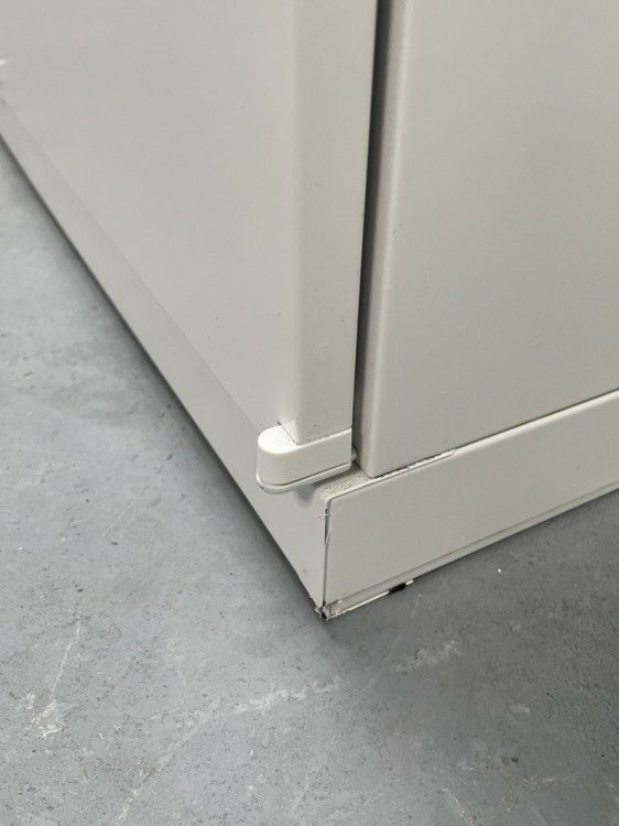 ウチダ（内田洋行）8人用パーソナルロッカー 商品画像5