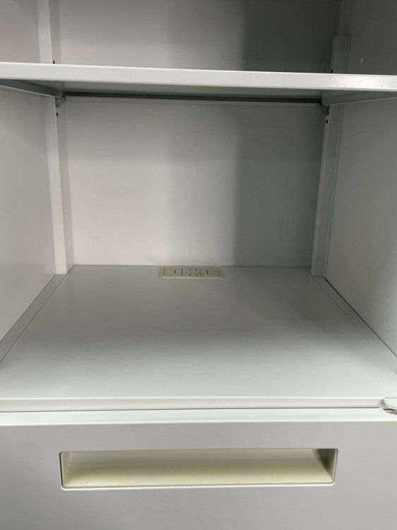 ウチダ（内田洋行）8人用パーソナルロッカー 商品画像10