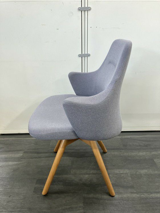 オカムラライブス　ワークチェアシリーズ ミーティングチェア 商品画像3