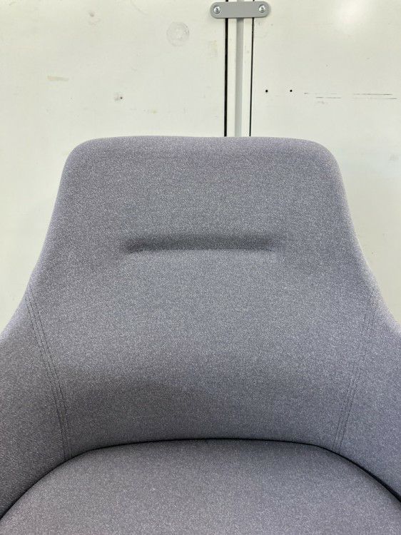 オカムラライブス　ワークチェアシリーズ ミーティングチェア 商品画像6