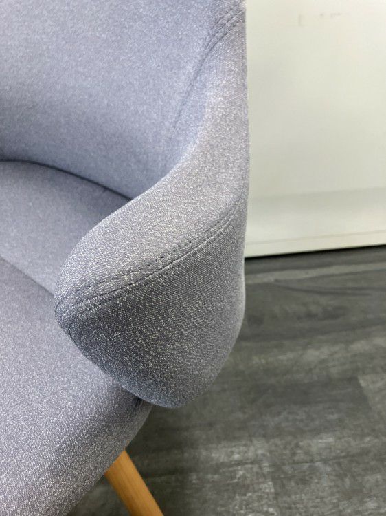 オカムラライブス　ワークチェアシリーズ ミーティングチェア 商品画像9