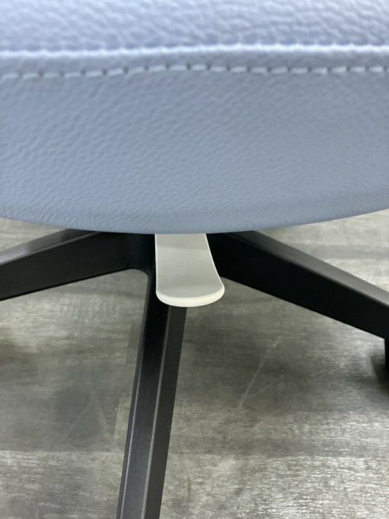 コクヨピコラリビナ(picora livina)シリーズ 固定肘付ピコラリビナチェア 商品画像6