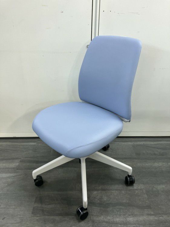 コクヨエルアシリーズ エルアチェア 商品画像1