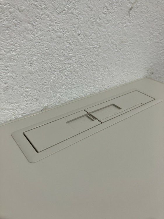 コクヨセールスマンデスクシリーズ 1400平デスク 商品画像6