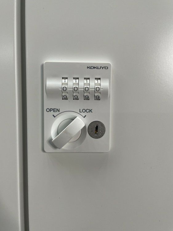 コクヨ8人用パーソナルロッカー 商品画像6