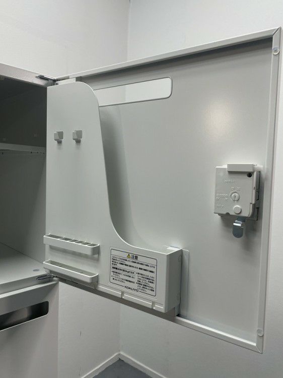 コクヨ8人用パーソナルロッカー 商品画像11