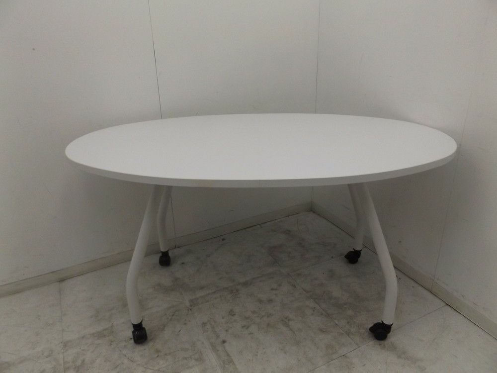 スチールケースヴァーブシリーズ ミーティングテーブル 商品画像1